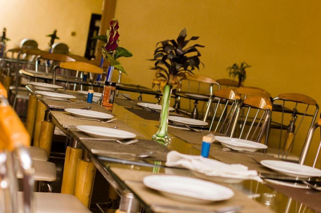Eemjm Hotels And Suites Limited Uyo Ngoại thất bức ảnh