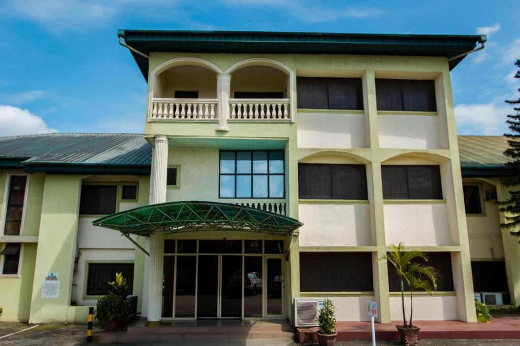 Eemjm Hotels And Suites Limited Uyo Ngoại thất bức ảnh